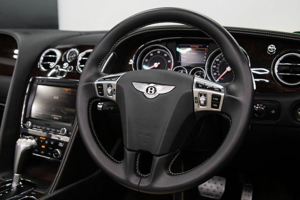 Bentley Continental Speed Silver #23