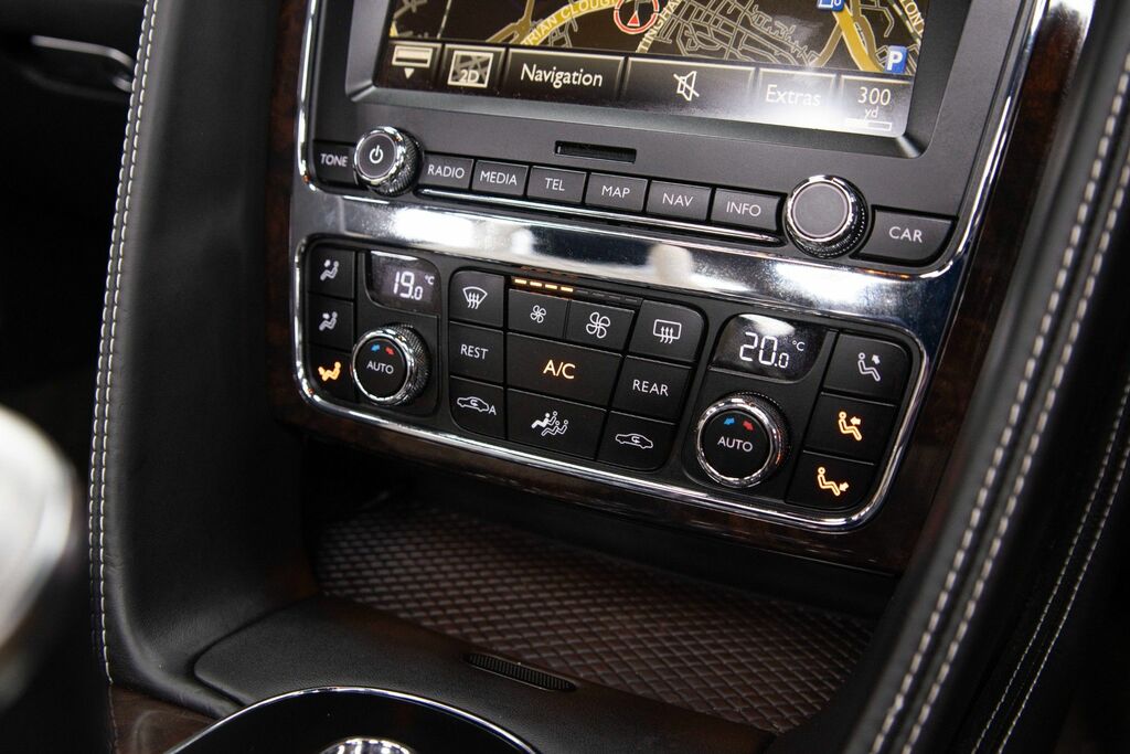 Bentley Continental Speed Silver #26