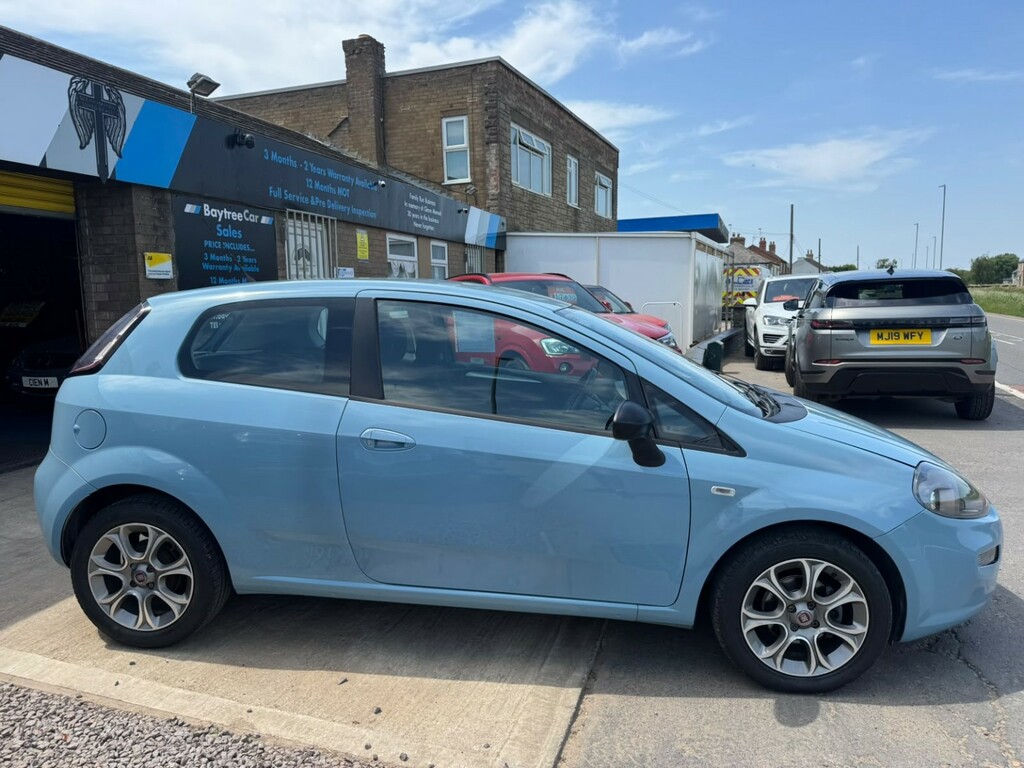 Fiat Punto Hatchback 1.2 Punto 3-Door 1.2 8V 69Hp Easy 2015 Blue #3