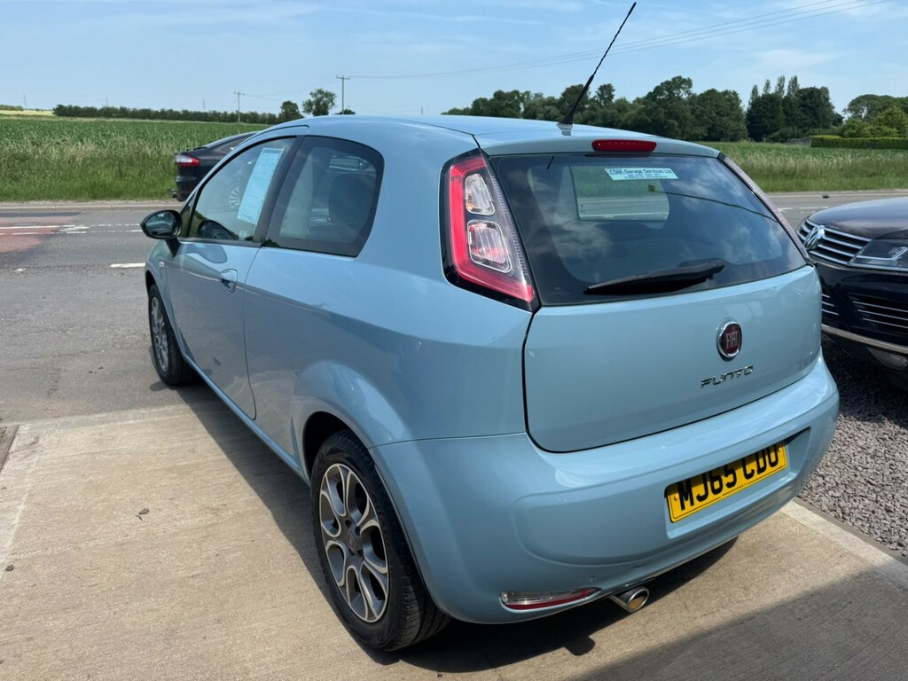 Fiat Punto Hatchback 1.2 Punto 3-Door 1.2 8V 69Hp Easy 2015 Blue #6