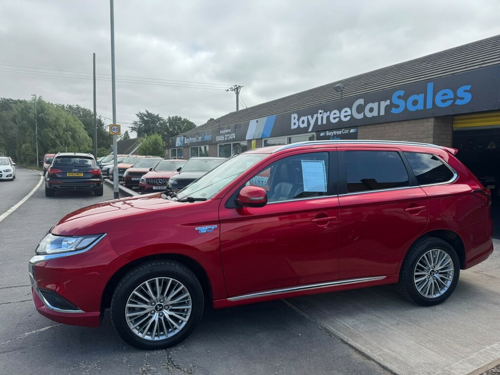 Mitsubishi Outlander Suv 2.4 H Twinmotor 13.8Kwh Dynamic 2020 Red #5