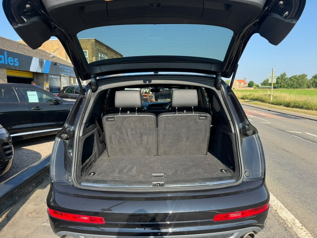 Audi Q7 3.0 Tdi V6 S Line Plus Black #5