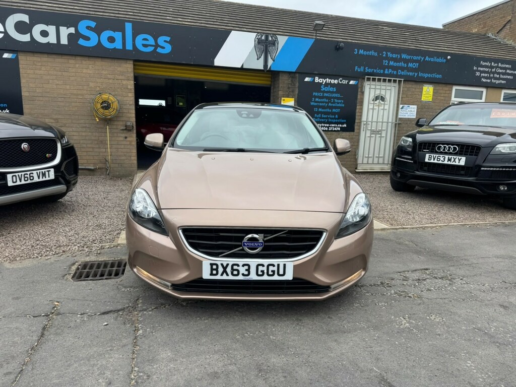 Volvo V40 1.6 D2 Se Powershift Red #2
