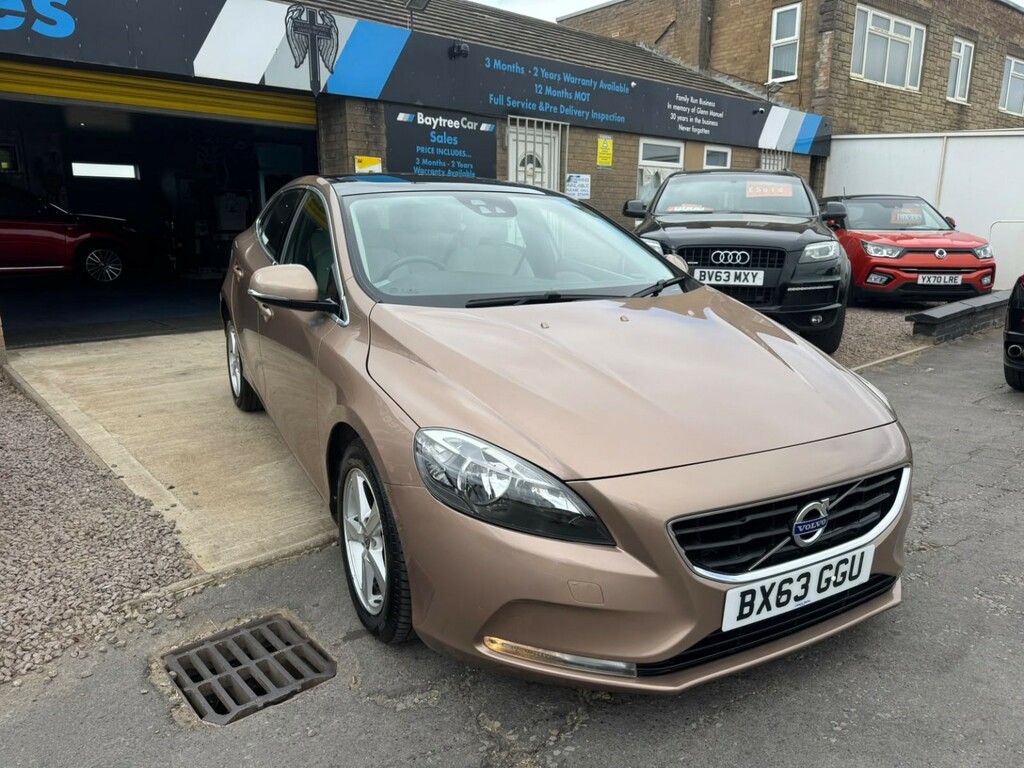 Volvo V40 1.6 D2 Se Powershift Red #4