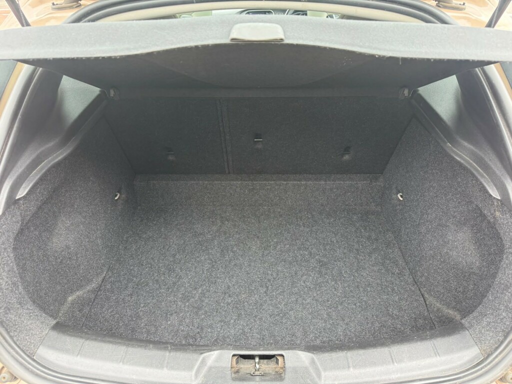 Volvo V40 1.6 D2 Se Powershift Red #11