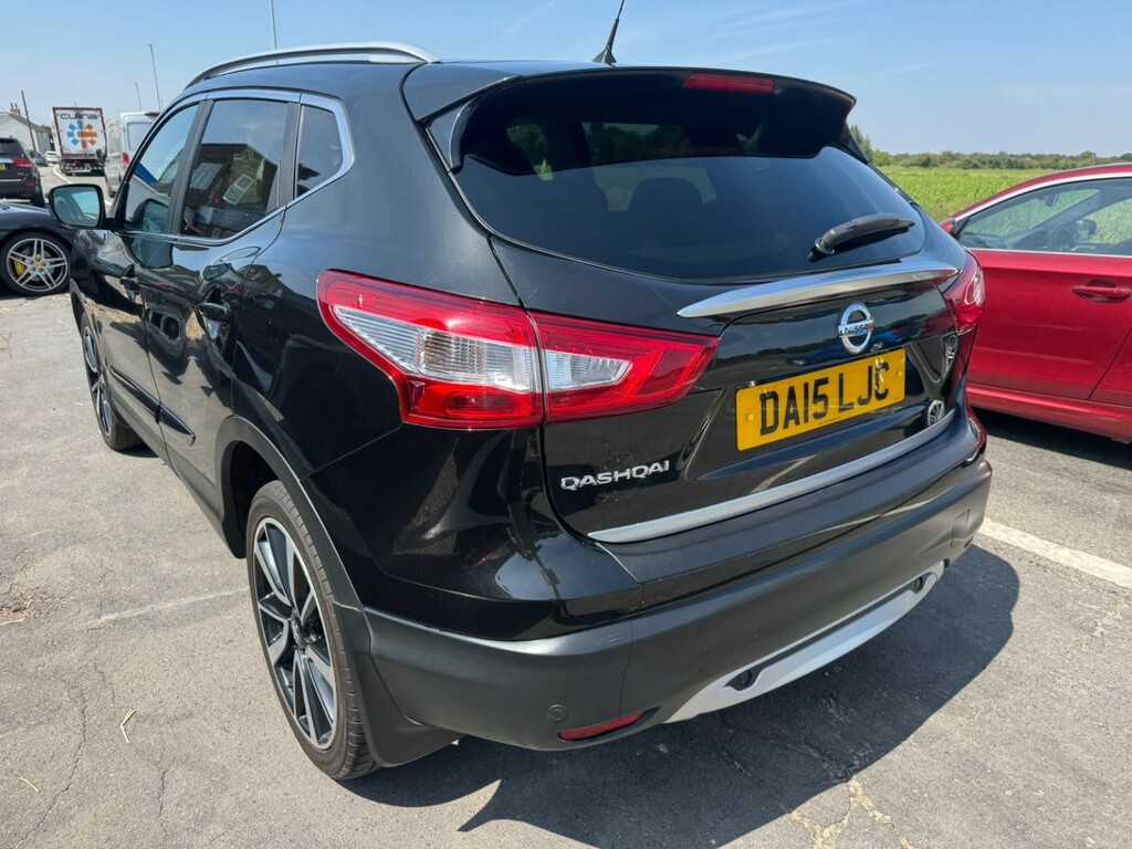 Nissan Qashqai 1.6 Dci Tekna Black #3