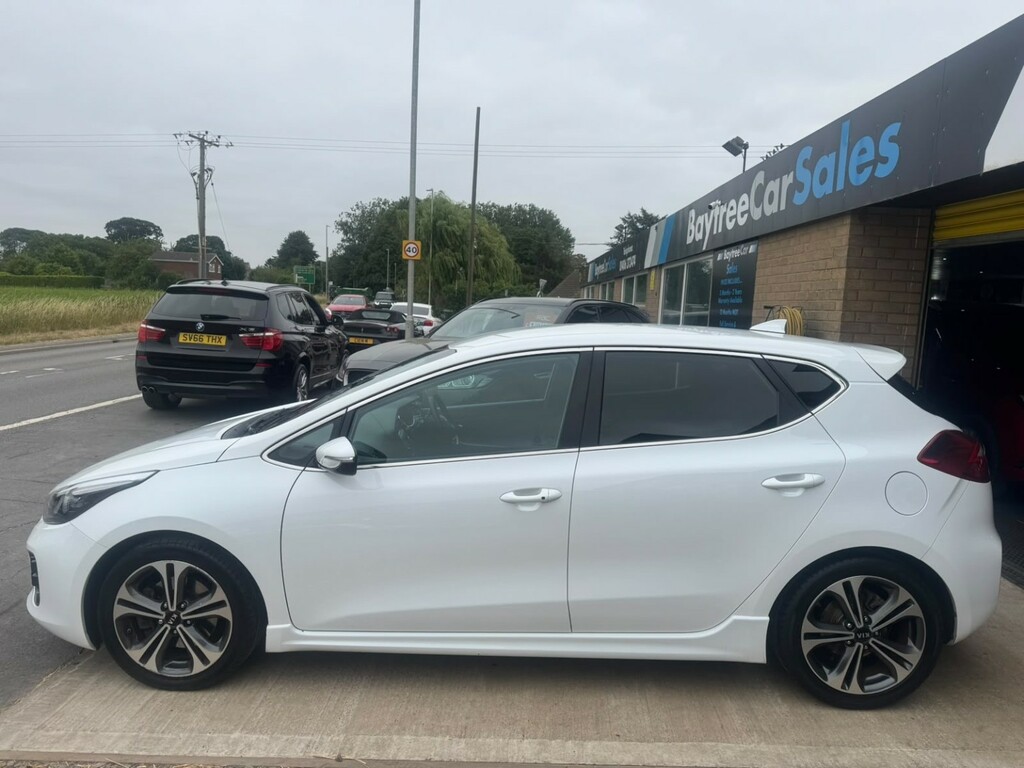 Kia Ceed 1.0 T-gdi Gt-line White #4