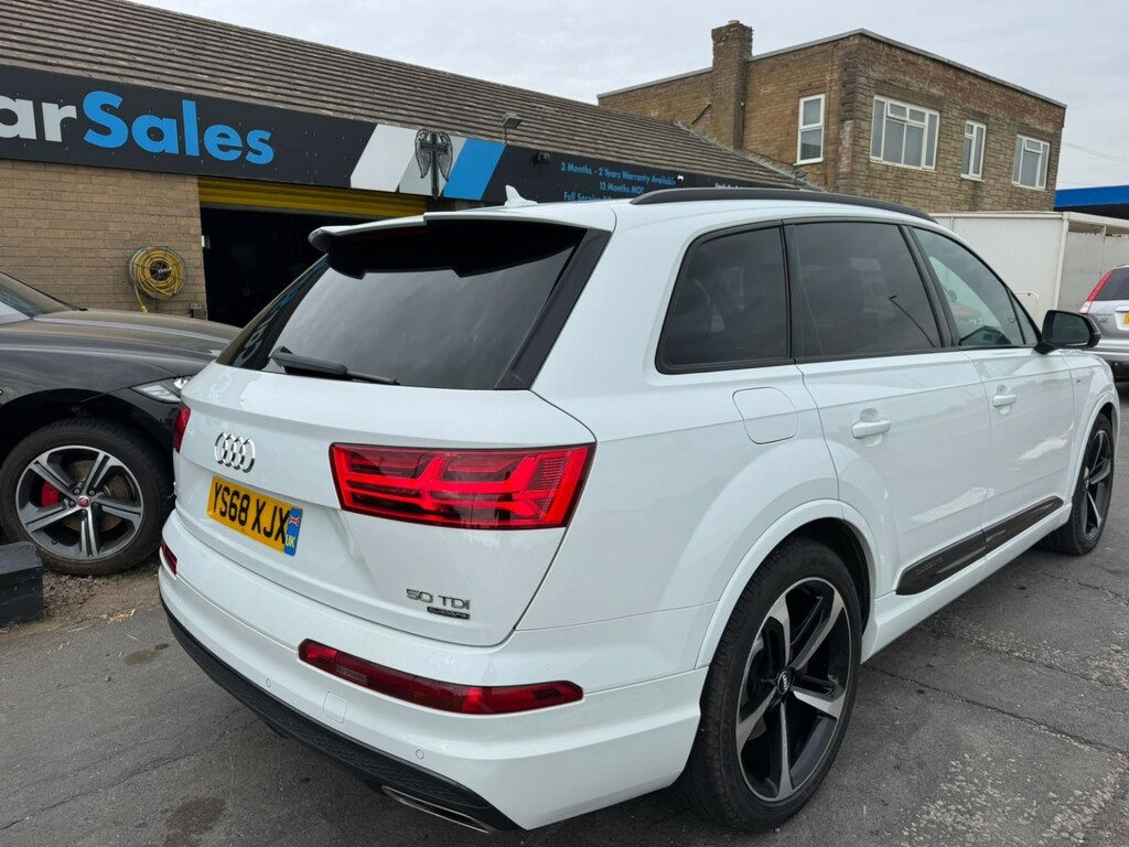Audi Q7 3.0 Tdi V6 50 Black Edition White #4