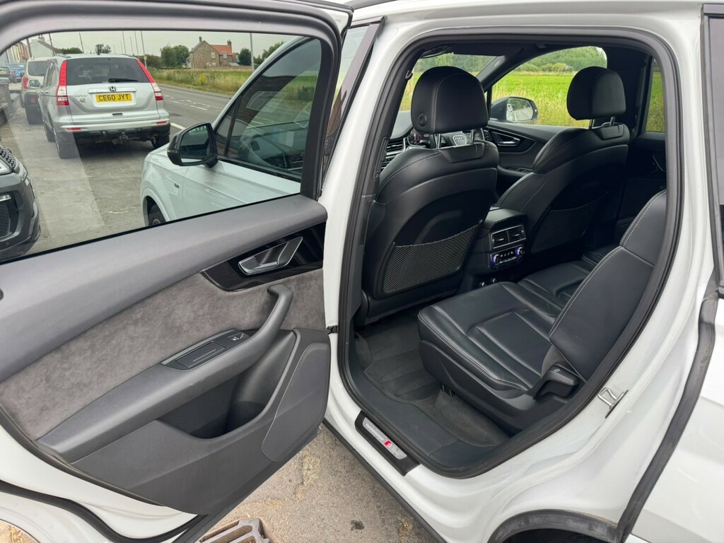 Audi Q7 Q7 S Line Tdi Quattro White #9