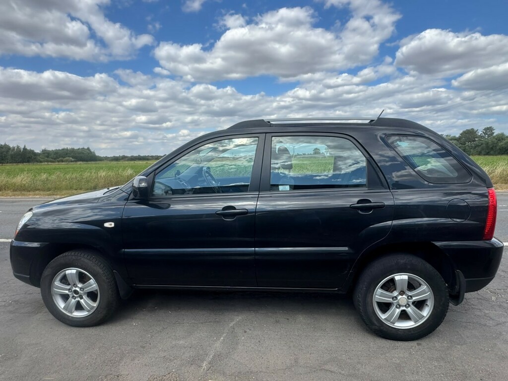 Kia Sportage 2.0 Crdi Xe Black #3