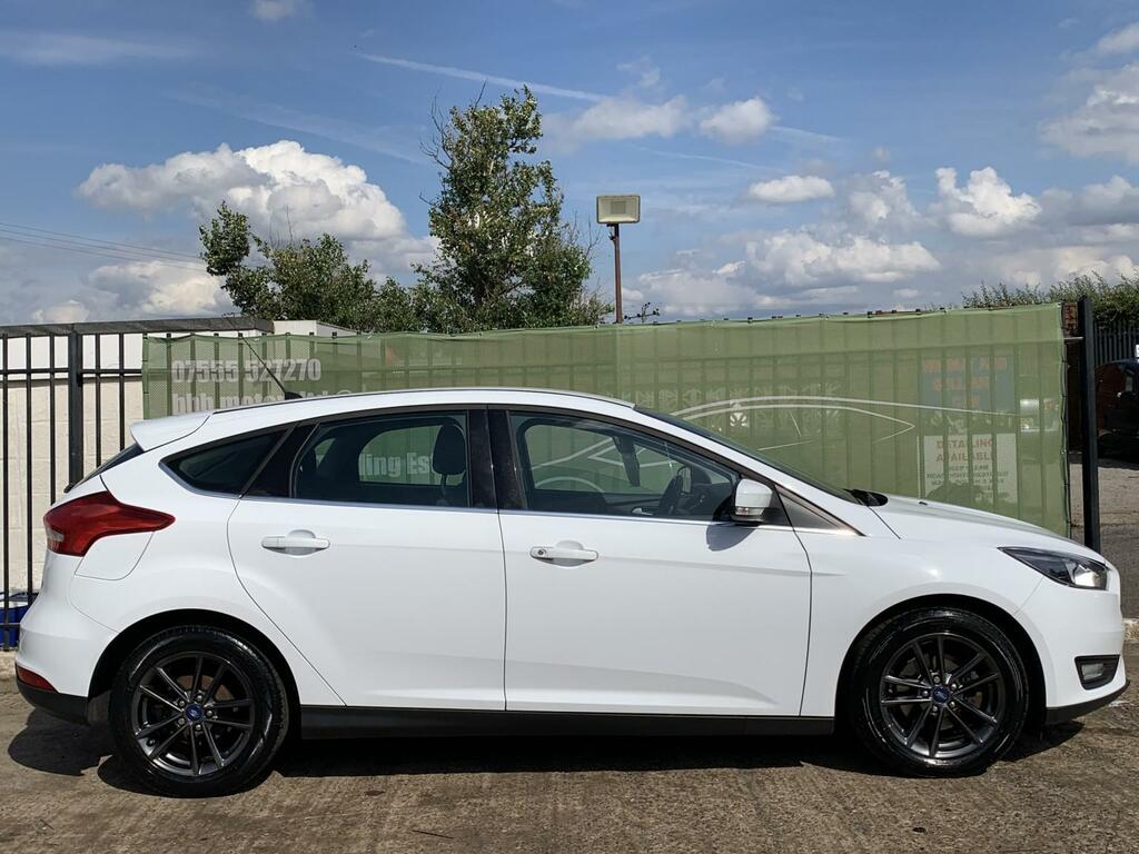 Ford Focus 1.0 T Ecoboost Zetec White #5