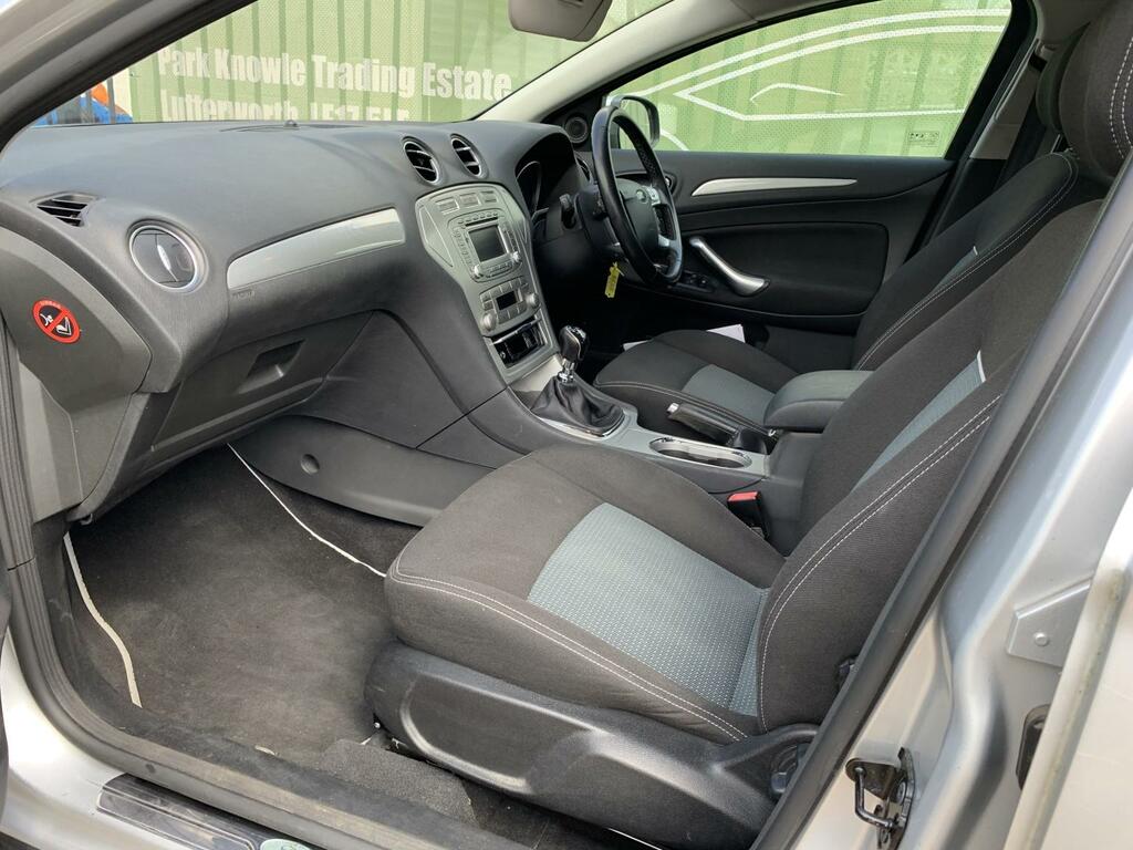 Ford Mondeo Mondeo Estate Silver #12