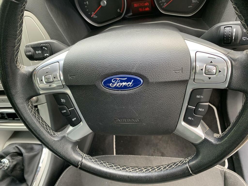 Ford Mondeo Mondeo Estate Silver #32