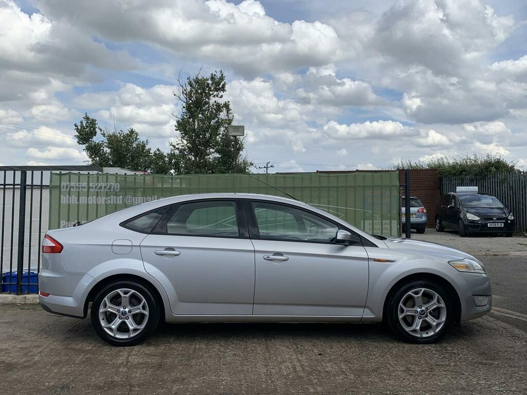 Ford Mondeo Mondeo Estate Silver #7