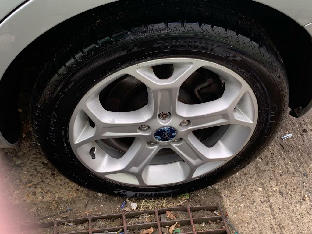 Ford Mondeo Mondeo Estate Silver #13