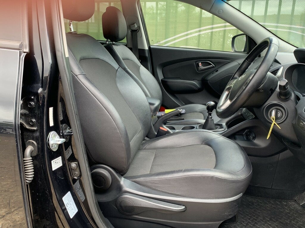 Hyundai Ix35 Suv 1.6 Gdi Se Euro 5 Nav 201616 Black #42