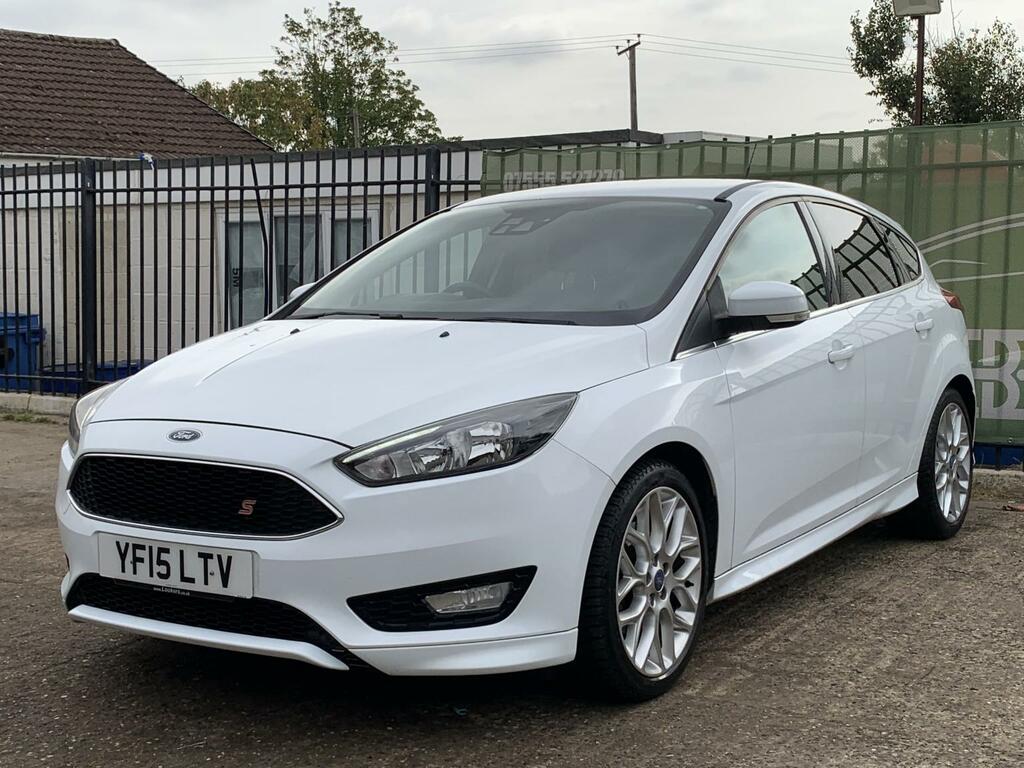 Ford Focus 1.5 T Zetec S White #3