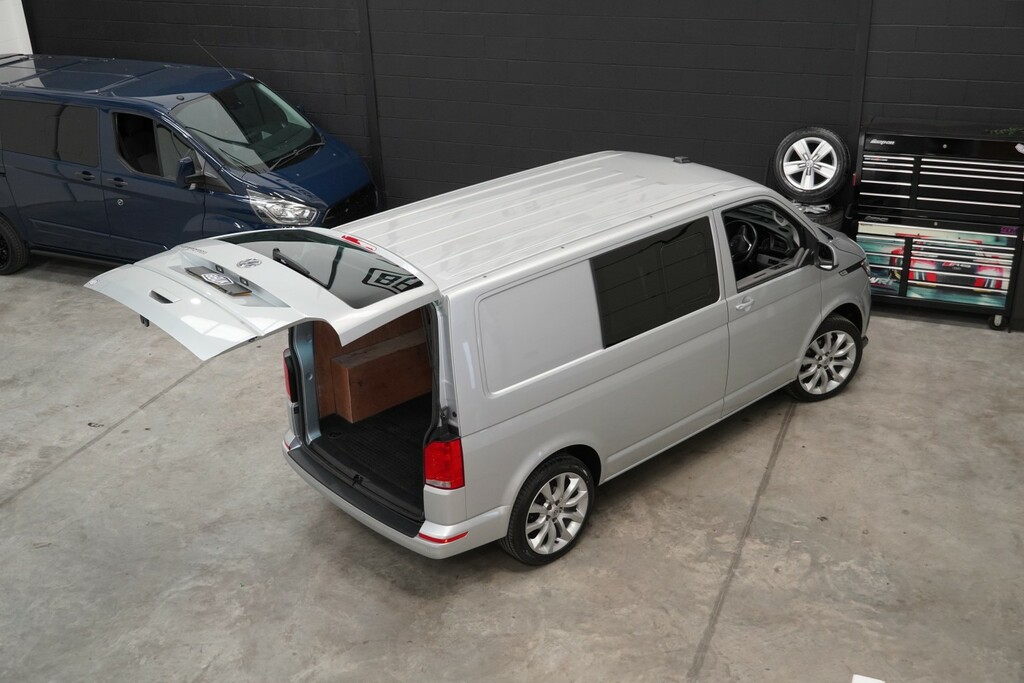 Volkswagen Transporter Panel Van Black #15
