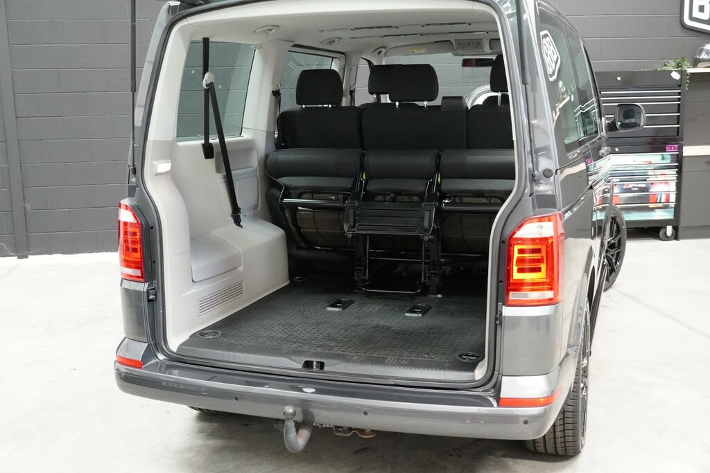 Volkswagen Transporter Shuttle Shuttle Silver #13