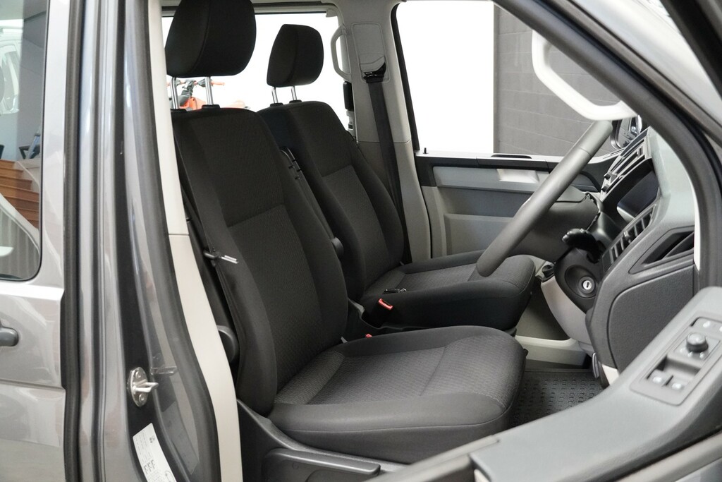 Volkswagen Transporter Shuttle Shuttle Silver #22