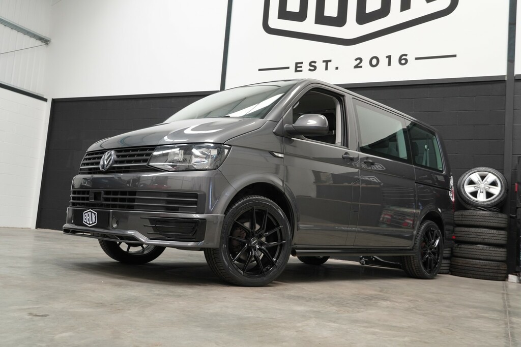 Volkswagen Transporter Shuttle Shuttle Silver #1