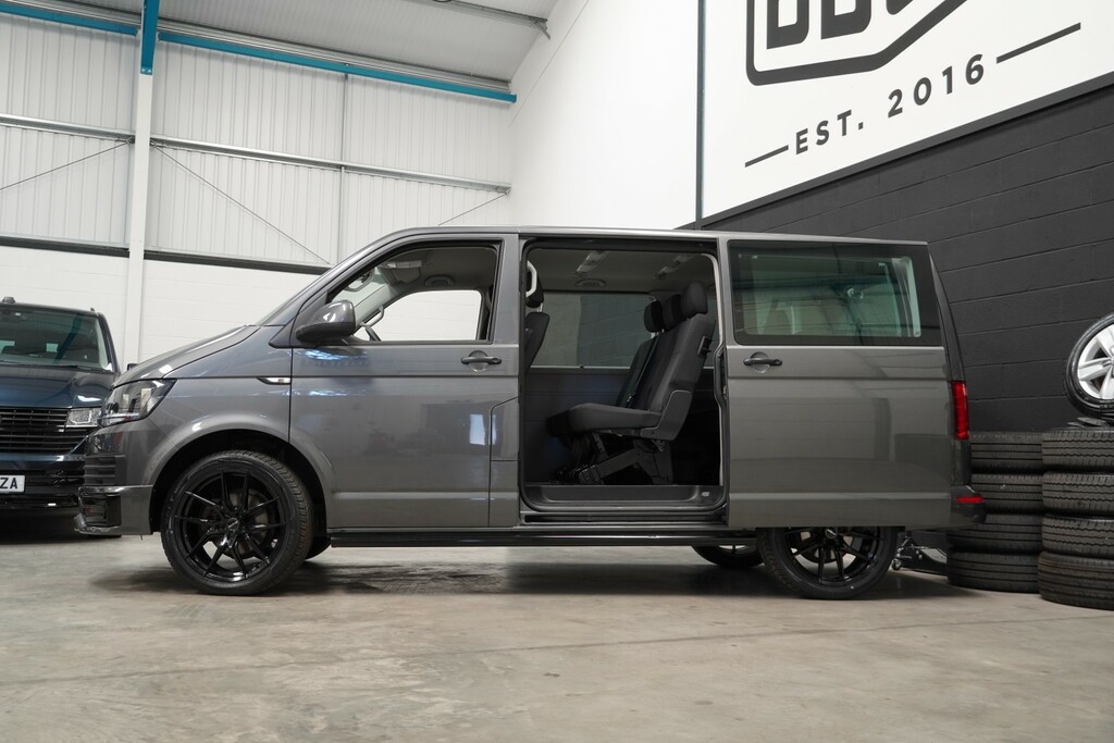 Volkswagen Transporter Shuttle Shuttle Silver #8