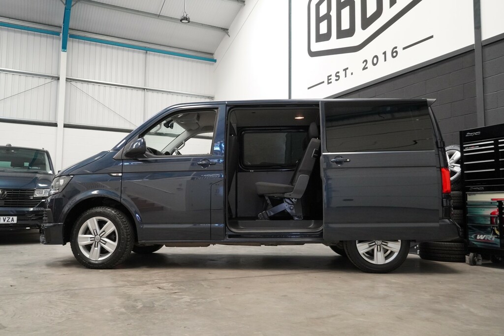 Volkswagen Transporter Mpv Black #8