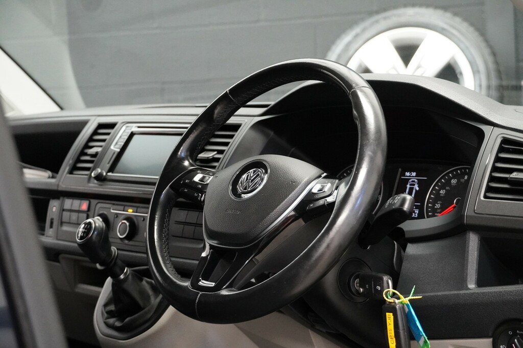 Volkswagen Transporter Mpv Black #17