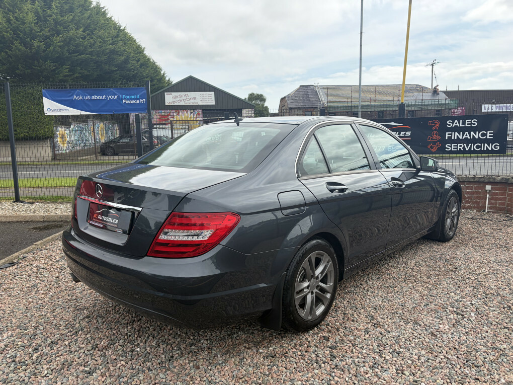 Mercedes-Benz C Class Saloon #4