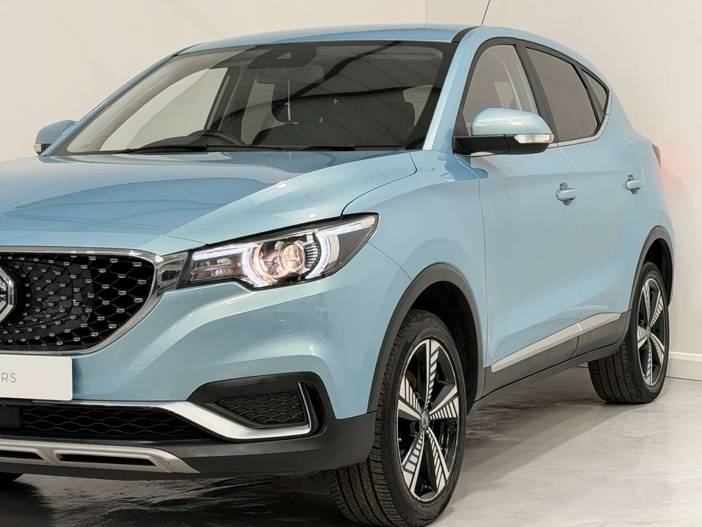 MG ZS 105Kw Exclusive Ev 45Kwh Black #6