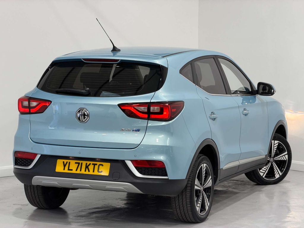 MG ZS 105Kw Exclusive Ev 45Kwh Black #11