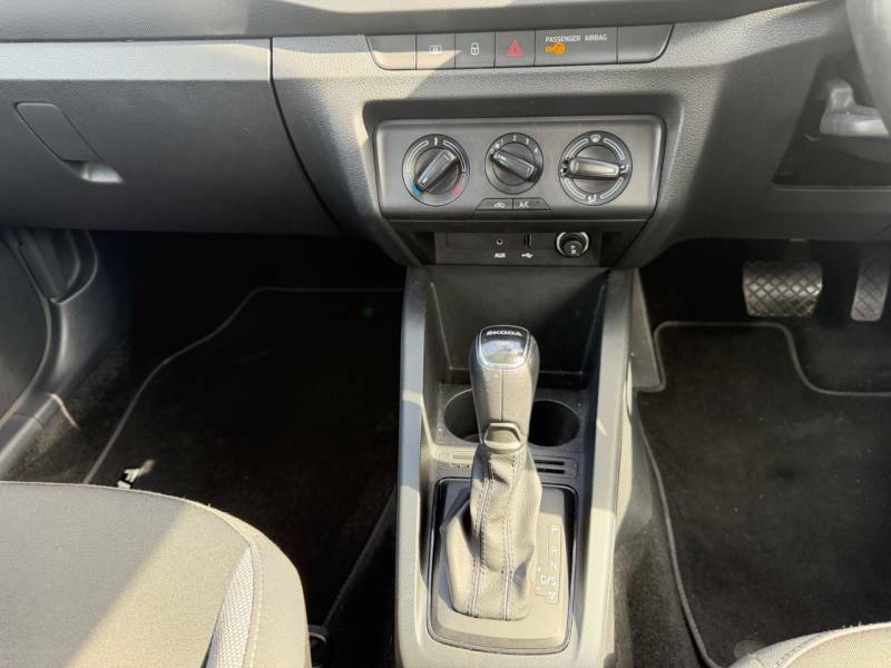 Skoda Fabia 1.0 Tsi Se L 110Ps Ss Dsg 5-Dr Estate Blue #16