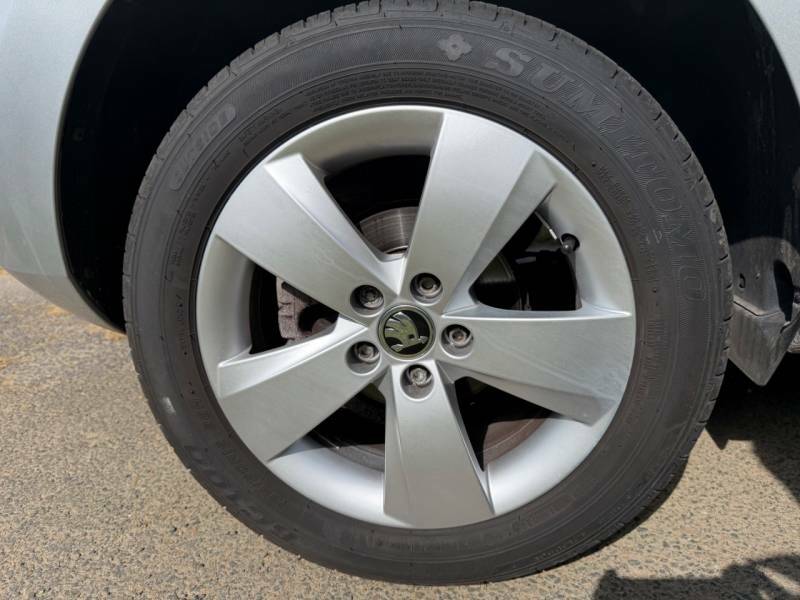 Skoda Fabia 1.0 Tsi Se L 110Ps Ss Dsg 5-Dr Estate Blue #21