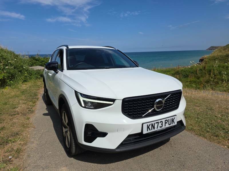 Volvo XC40 1.5 T4 Recharge Phev Plus Dark White