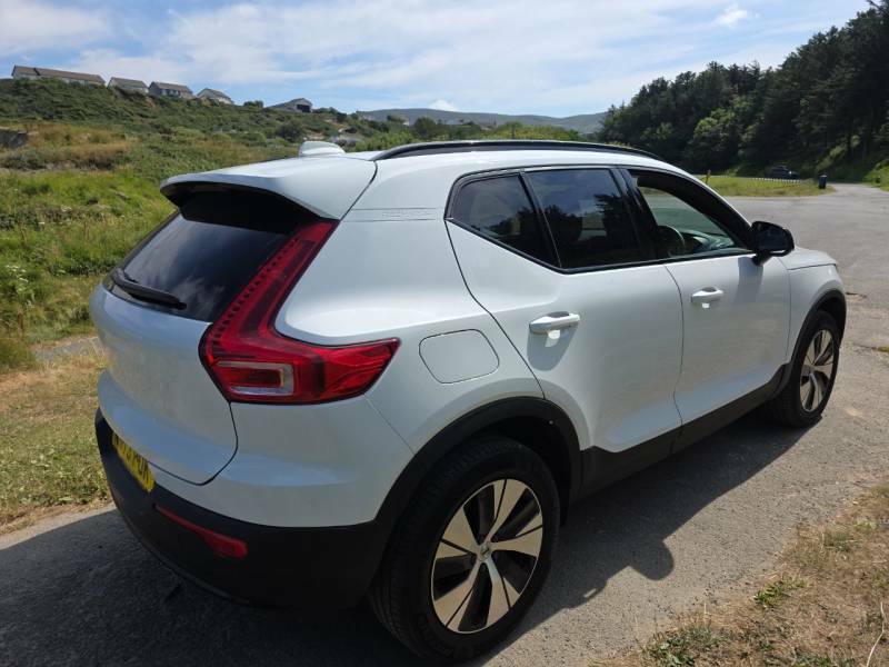 Volvo XC40 1.5 T4 Recharge Phev Plus Dark White #5