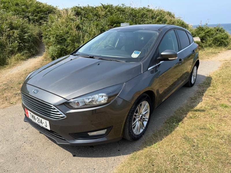 Ford Focus 1.0 Ecoboost 125 Zetec Edition Grey #4