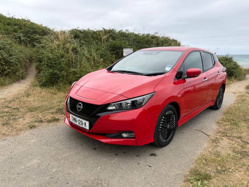 Nissan Leaf 110Kw N-connecta 39Kwh Red #3