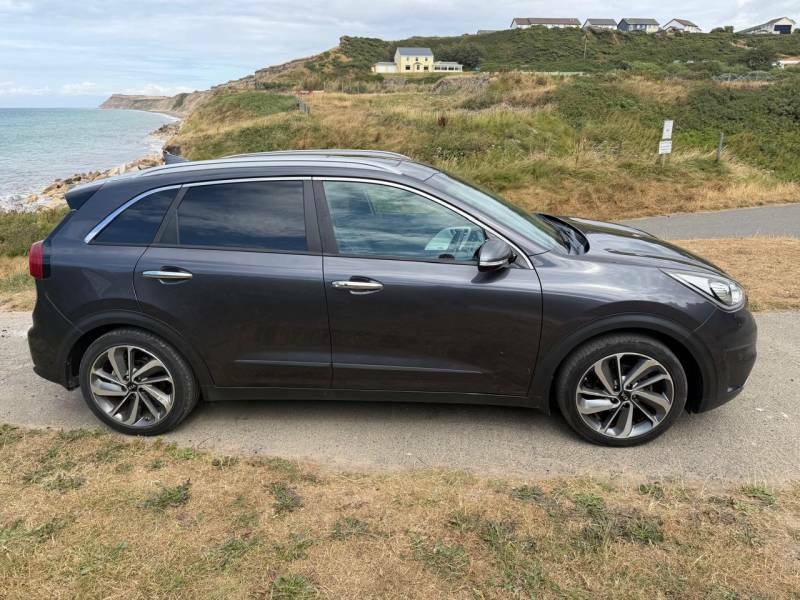 Kia Niro 1.6 Gdi Hybrid First Edition Dct Grey #4