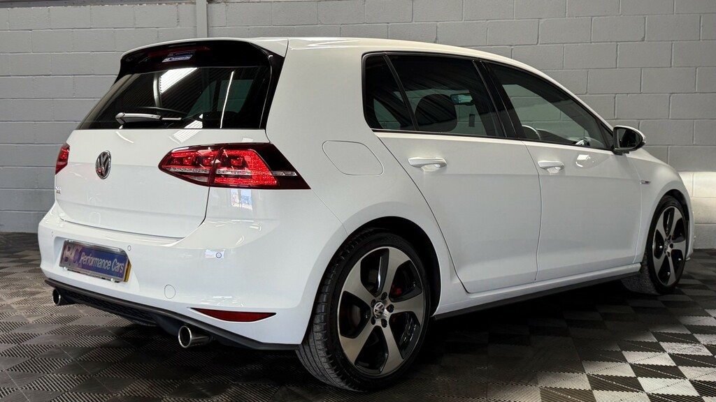 Volkswagen Golf 2.0 Tsi Bluemotion Tech Gti Performance White #4