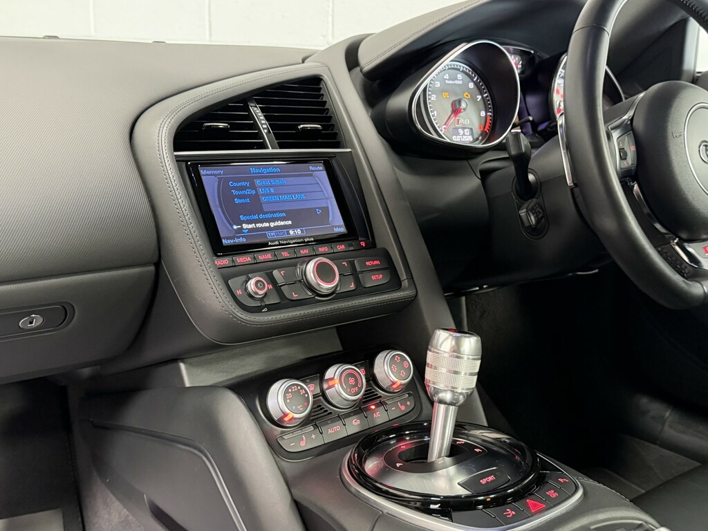 Audi R8 Automatic Grey #7