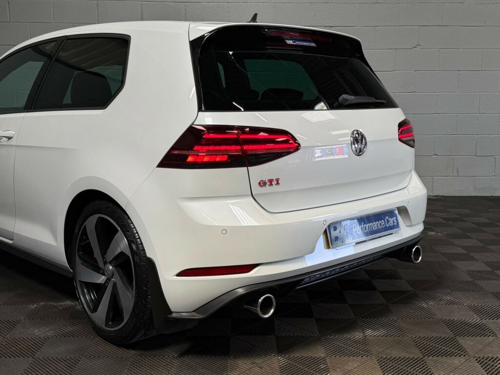 Volkswagen Golf 2.0 Tsi Gti Performance White #3