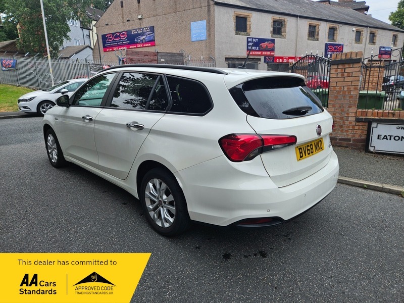 Fiat Tipo 1.4 T-jet Easy Plus BV68NKD White #4