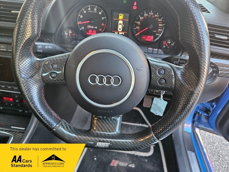 Audi RS4 Saloon 4.2 Quattro 200606 Black #11