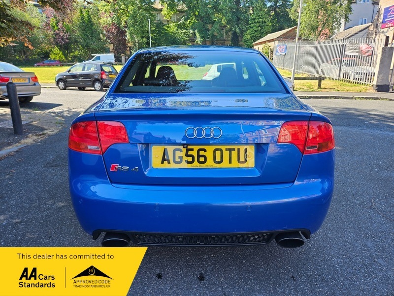 Audi RS4 4.2 Quattro Blue #6