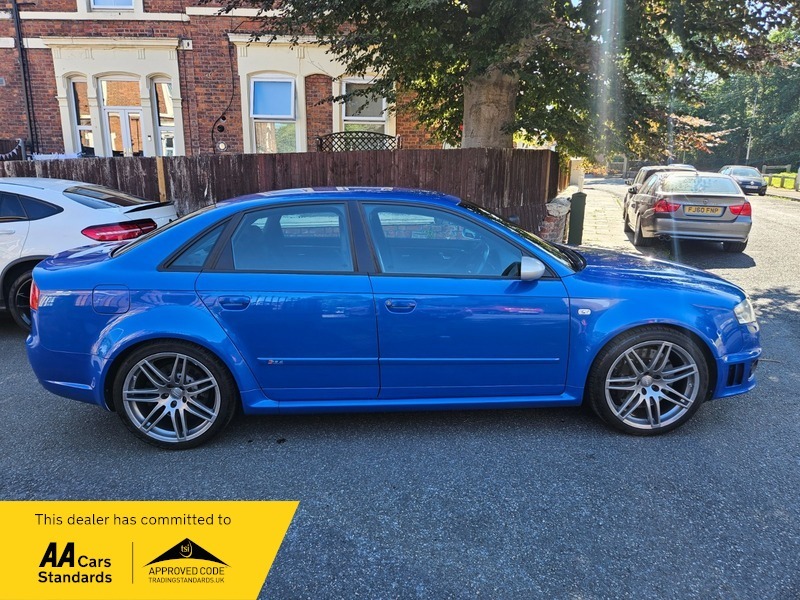 Audi RS4 Saloon 4.2 Quattro 200606 Black #8