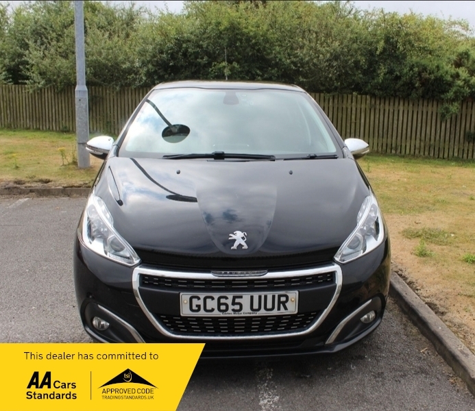 Peugeot 208 1.6 Blue Hdi Allure Black #2