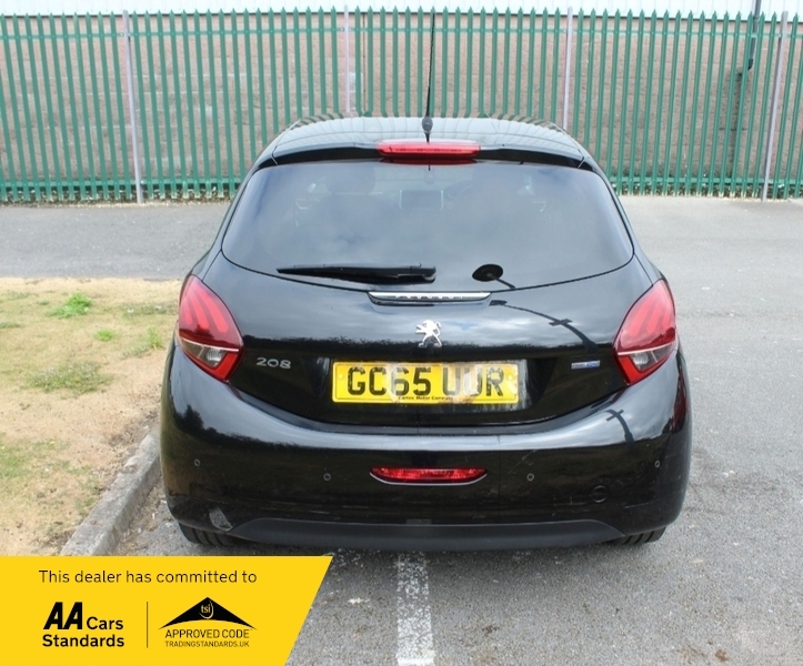 Peugeot 208 1.6 Blue Hdi Allure Black #6