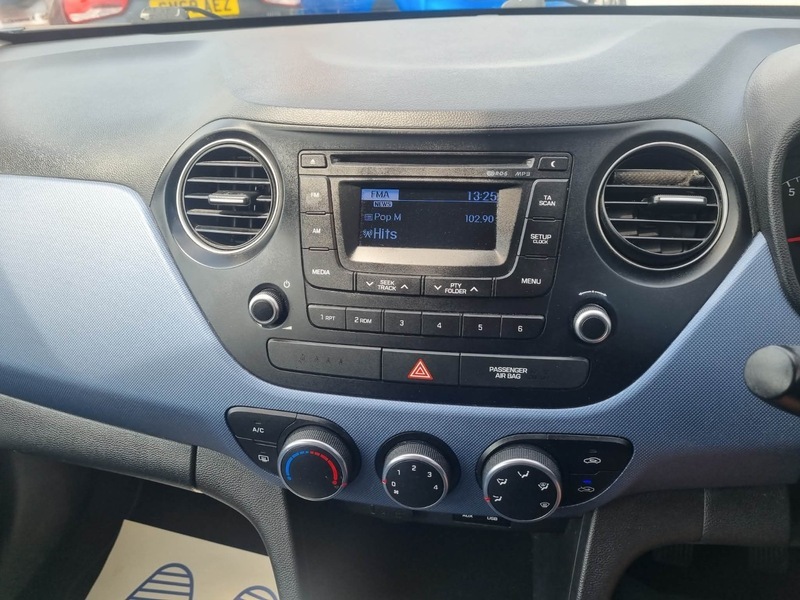 Hyundai I10 1.0 Go White #15