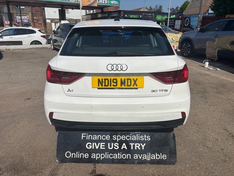 Audi A1 Sportback Tfsi Sport White #5