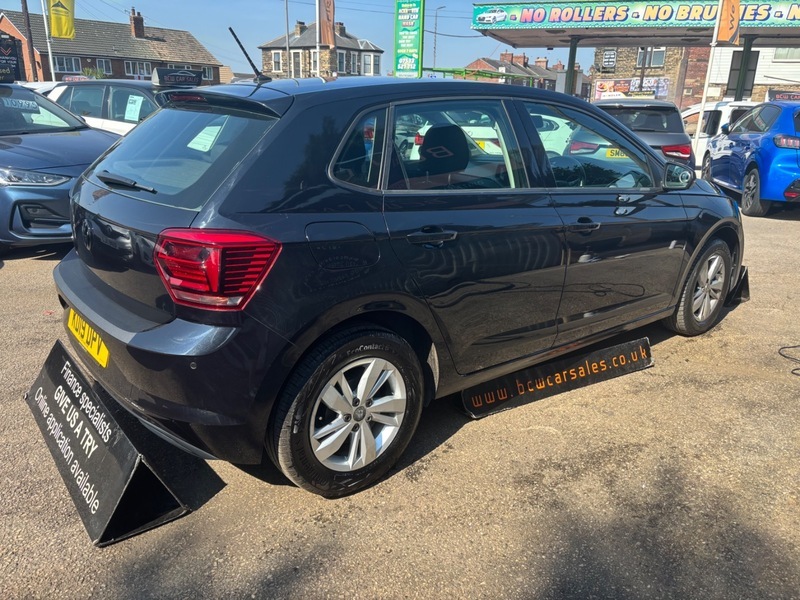 Volkswagen Polo Se Tsi Dsg Black #6